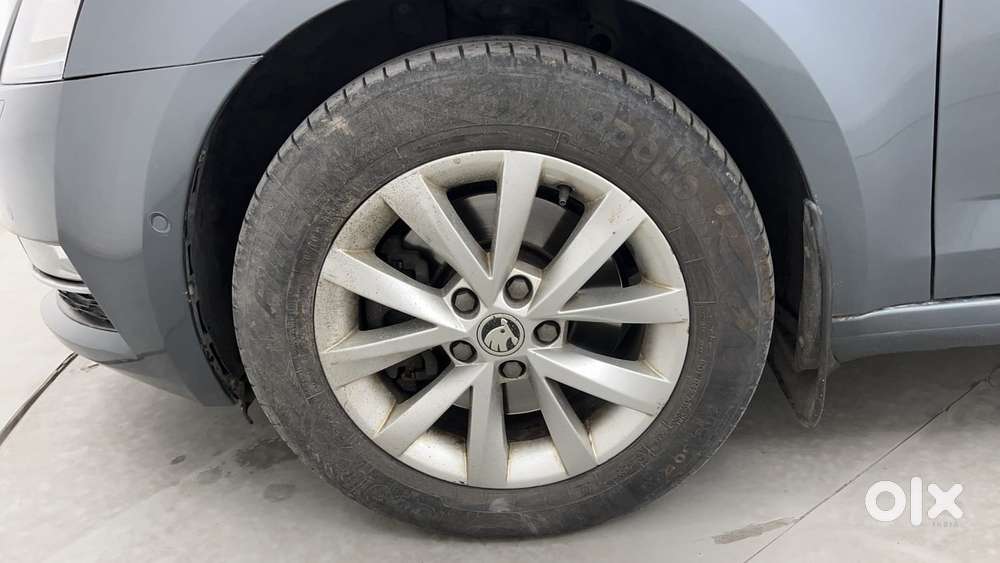 Skoda Octavia 2.0 L K Tsi At, 2018, Petrol