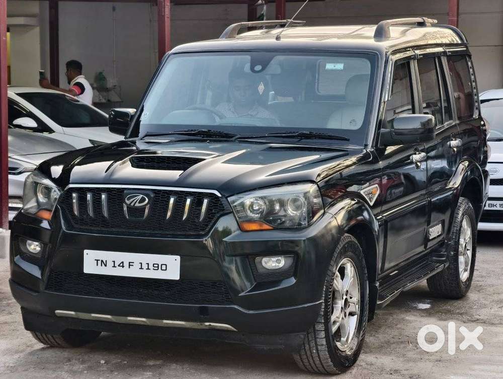 Mahindra Scorpio S10, 2016, Diesel