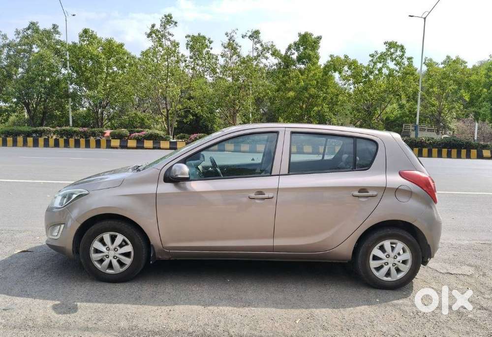 Hyundai I20 Sportz 1.2 Bs-iv, 2014, Petrol