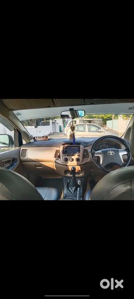 Toyota Innova 2016