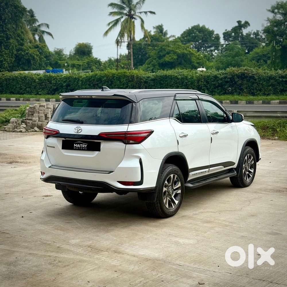 Toyota Fortuner Legender 4x2 At 2.8, 2024, Diesel