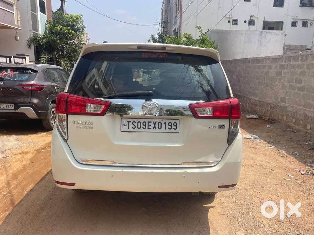 Toyota Innova Crysta 2.8 Z, 2017, Diesel