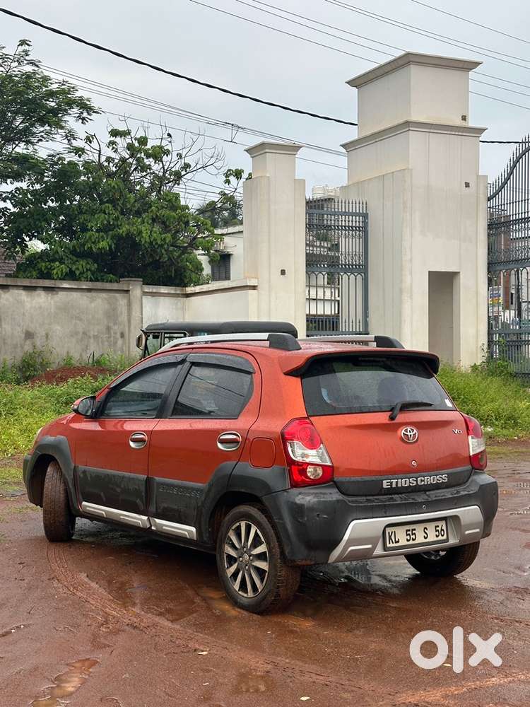 Toyota Etios Cross 1.4 2015