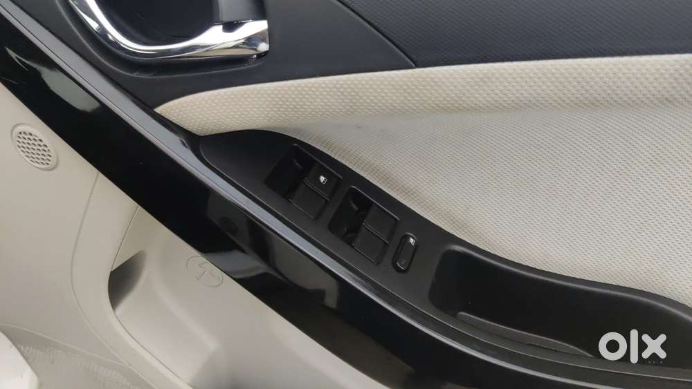 Tata Nexon 1.2 Revotron Xza Plus, 2022, Petrol