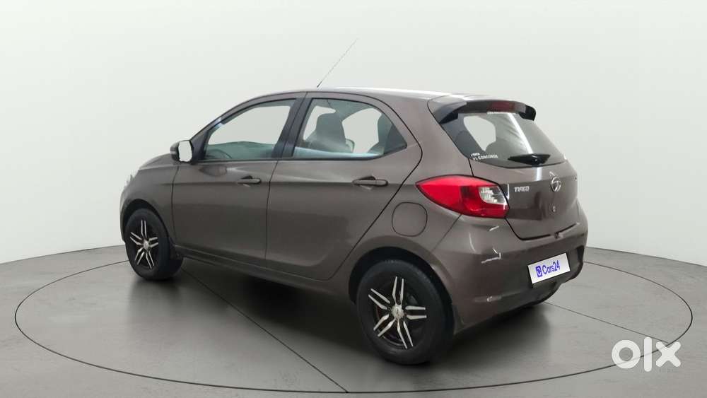 Tata Tiago 1.2 Revotron Xz, 2017, Petrol