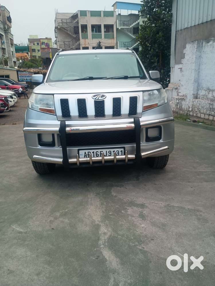 Mahindra Tuv 300 T6, 2018, Diesel