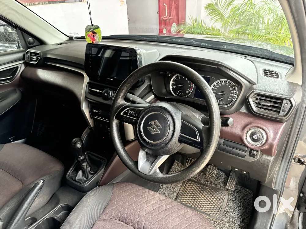Maruti Suzuki Grand Vitara 2023 Petrol Well Maintained