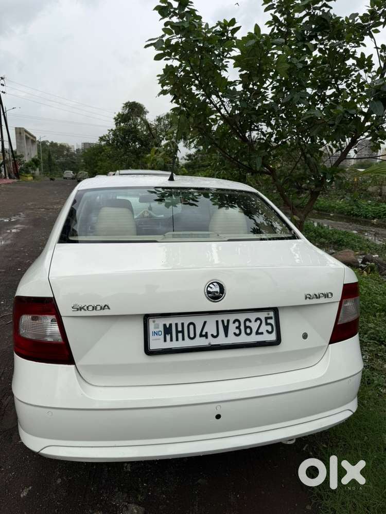 Skoda Rapid Petrol 2019