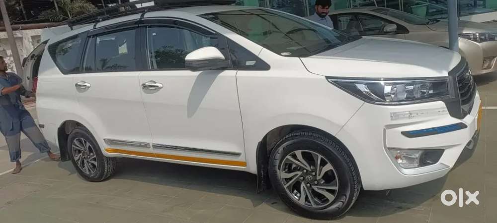Toyota Innova Crysta April 2025 Diesel 35000 Km Driven