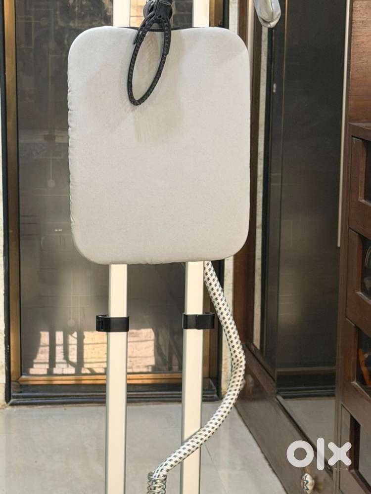 Wipro Vertical garment steamer ironing board/press