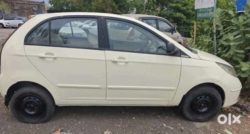 Tata Indica Vista 2012 Diesel Lx Bhopal गाड़ी में कोई बड़ा काम नहीं है