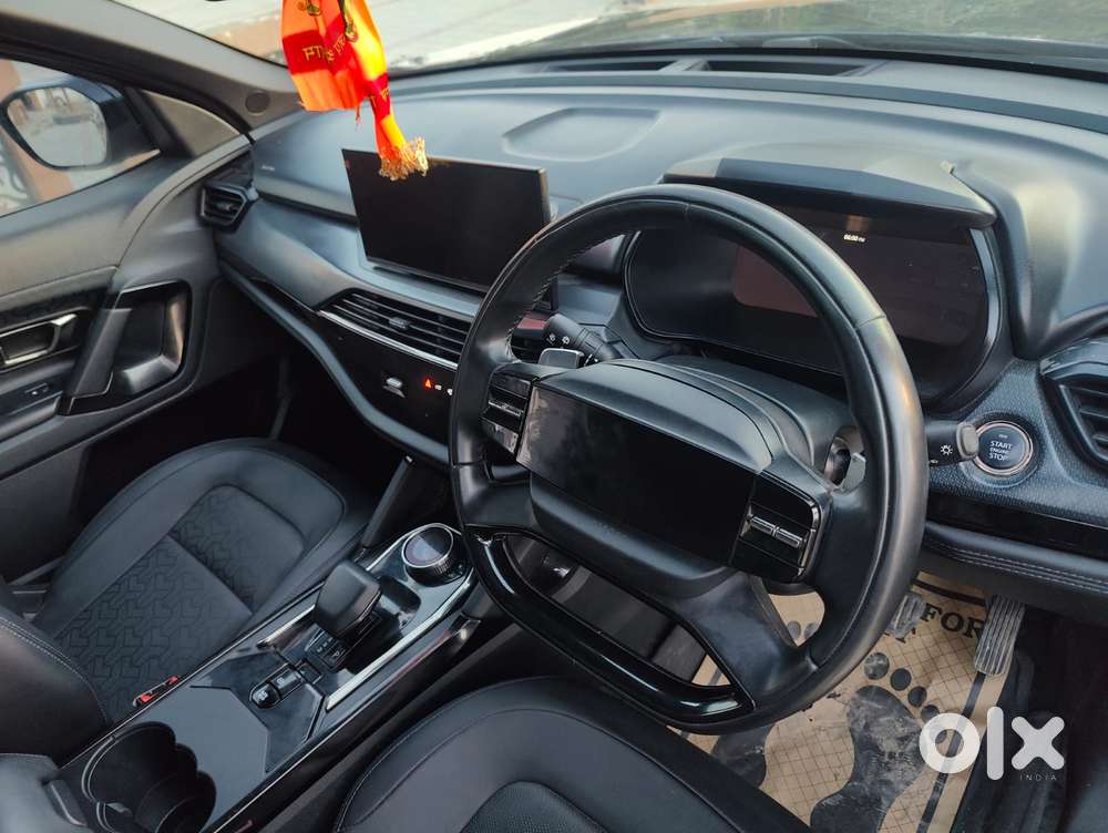 Tata Safari Adventure Plus Dark Edition At, 2024, Diesel