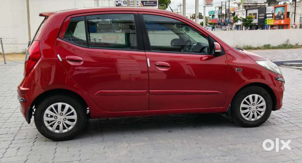 Hyundai I10 Sportz At, 2013, Petrol