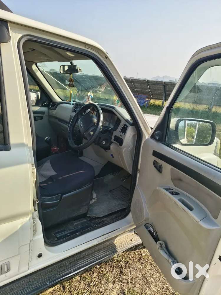 Mahindra Scorpio 2016 Diesel 225000 Km Driven