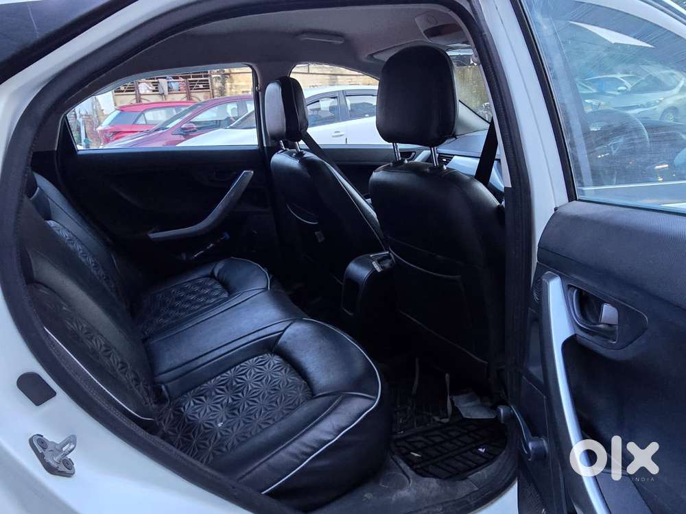 Tata Nexon 1.2 Revotron Xm (s), 2020, Cng & Hybrids