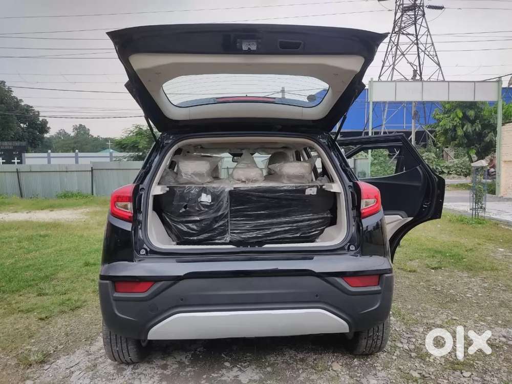 Mahindra Xuv300 W8 Option, 2022, Petrol