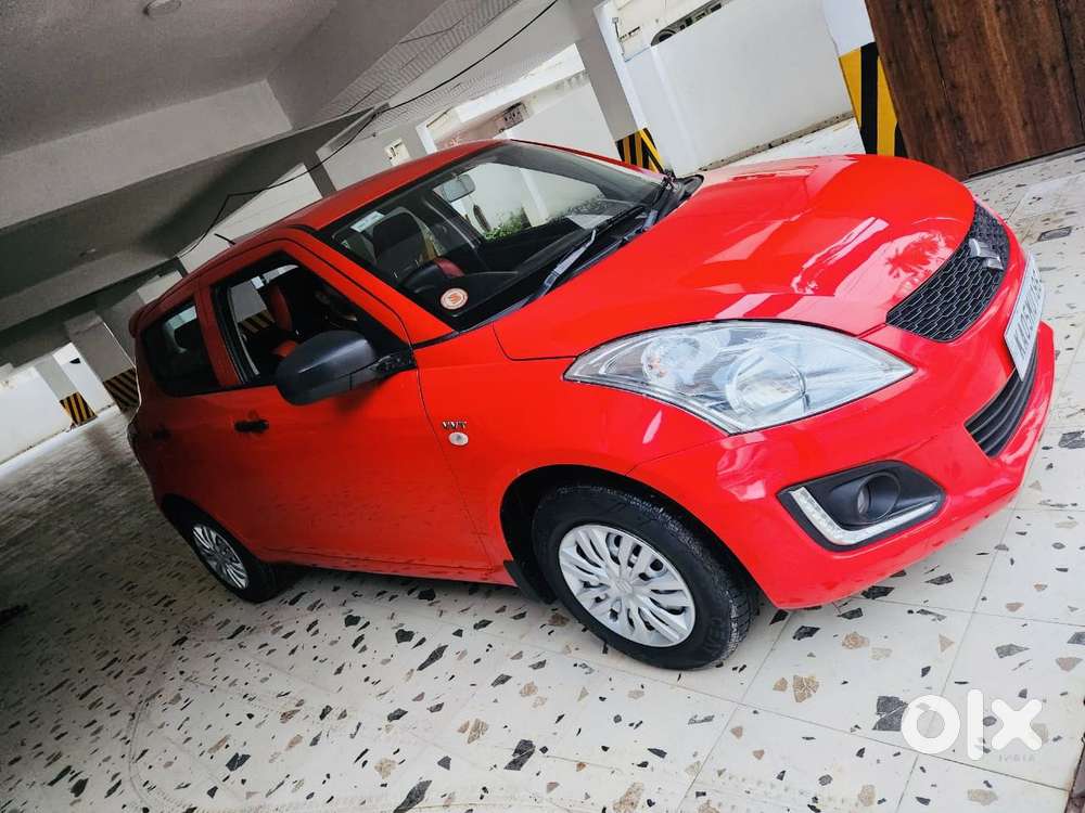Maruti Suzuki Swift Lxi Optional-o, 2016, Petrol