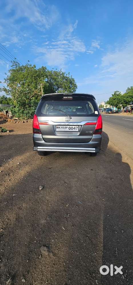 Toyota Innova Diesel 2014