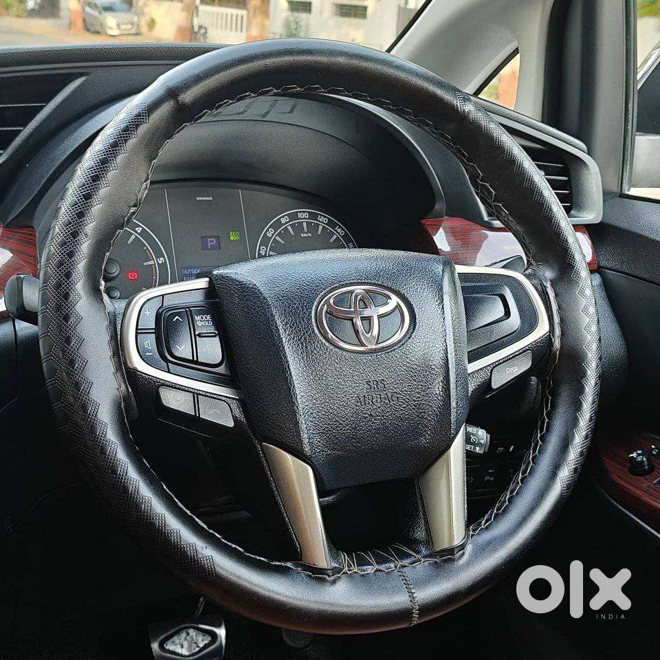 Toyota Innova Crysta 2.7 Gx At, 2020, Diesel
