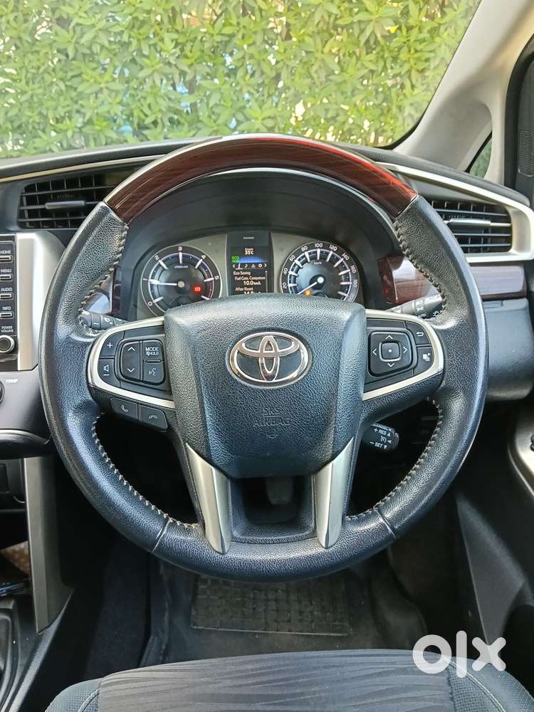 Toyota Innova Crysta 2.4 V 8 Str, 2022, Diesel