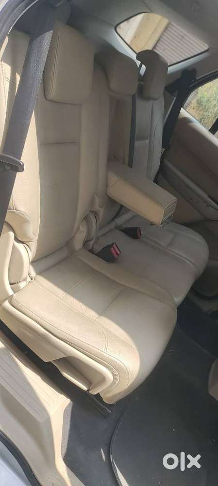 Ford Endeavour 2.2 Titanium At 4x2, 2016, Diesel