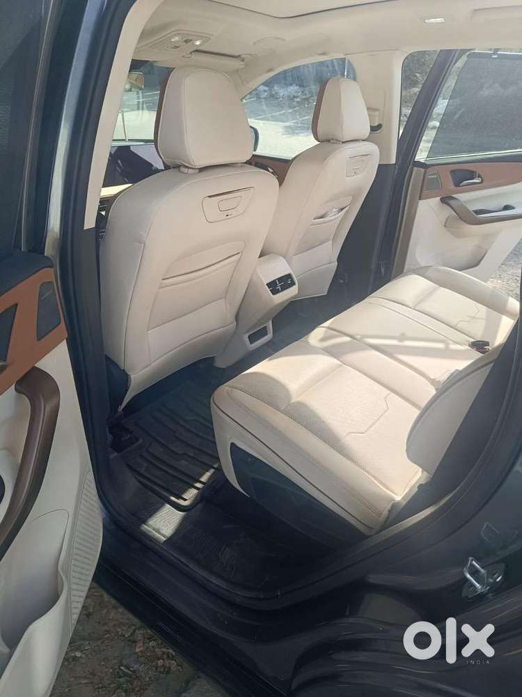 Mahindra Xuv 7xo Ax Diesel  2026  7,000 Km  1st Owner  Like New