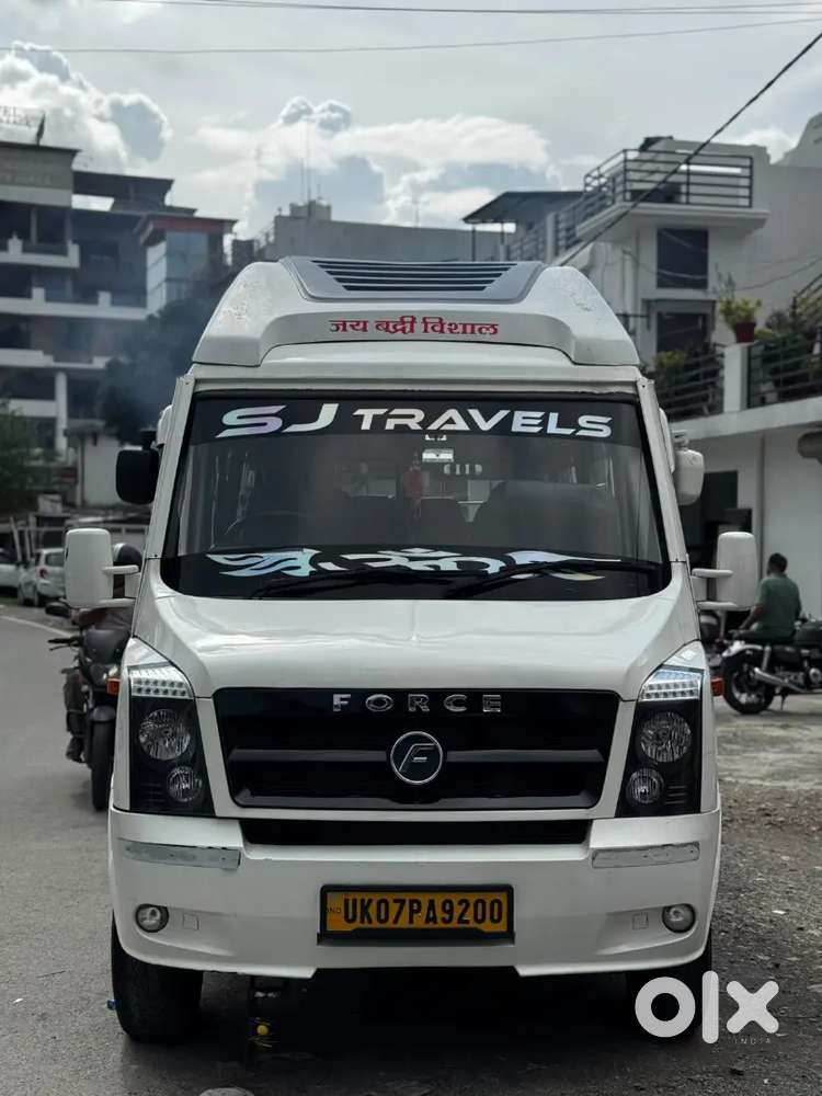 17 seater Tempo Traveller 2018 model