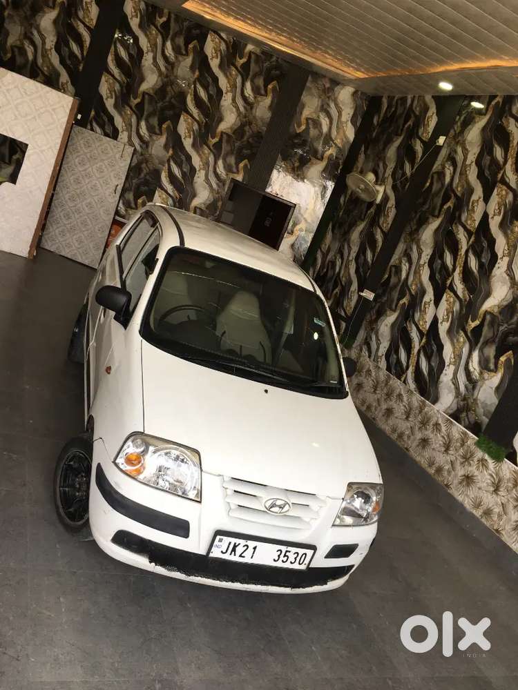 Hyundai New Santro 2011