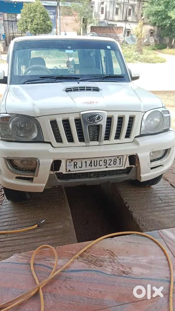 Mahindra Scorpio Vlx