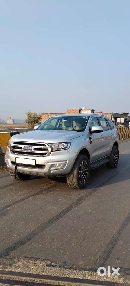Ford Endeavour 2017 Diesel 90000 Km Driven