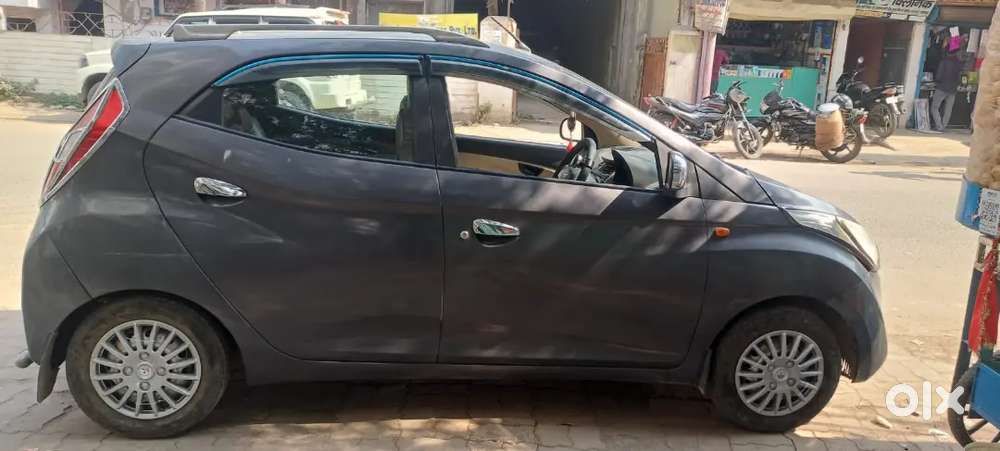 Hyundai Eon 0.8 Sportz 2017