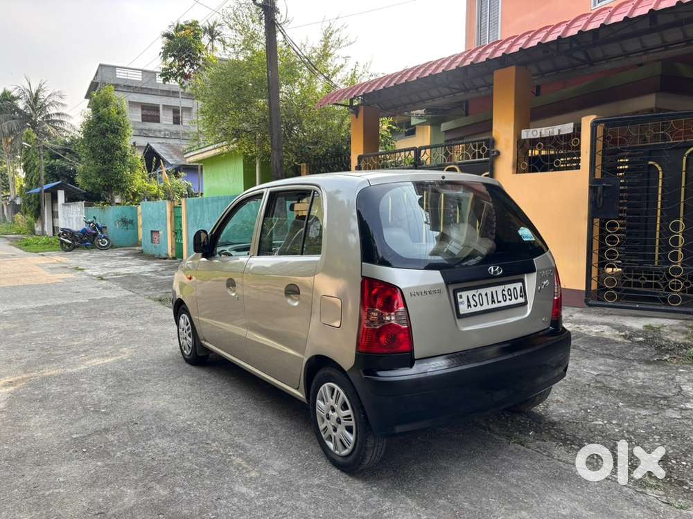 Hyundai Santro Xing With 23kmpl Mileage