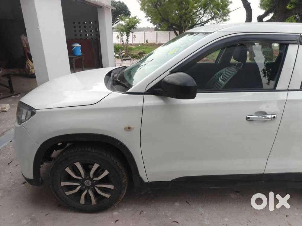 Maruti Suzuki Brezza 2017 Diesel 60000 Km Driven