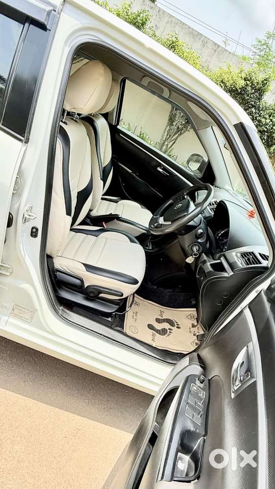 Maruti Suzuki Swift 1.3 Zxi, 2012, Petrol
