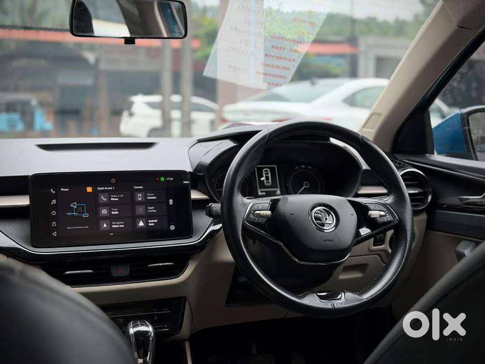 Skoda Slavia Ambition 1.0l Tsi At, 2022, Petrol