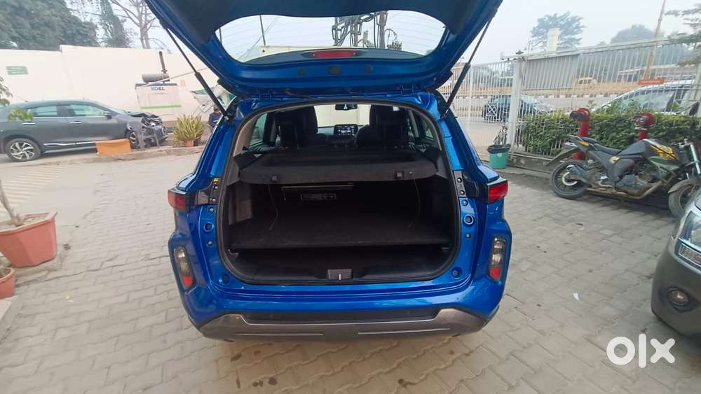 Toyota Urban Cruiser Hyryder 1.5 V Hybrid, 2024, Petrol