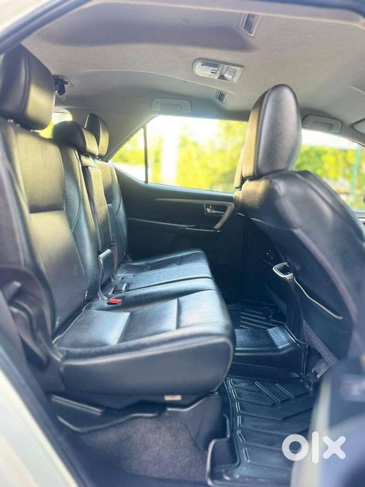 Toyota Fortuner 4x2 At 2.8 Diesel, 2021, Diesel