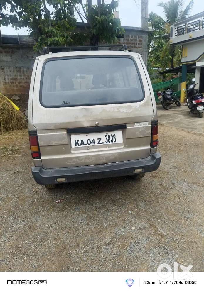 Maruti Suzuki Omni 2001