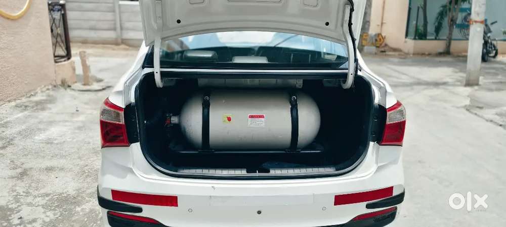 Hyundai Xcent Cng &. Petrol