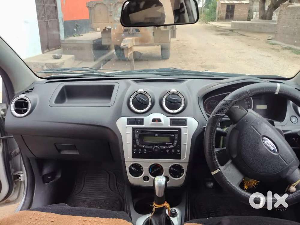 Brand Ford Figo Model 2014