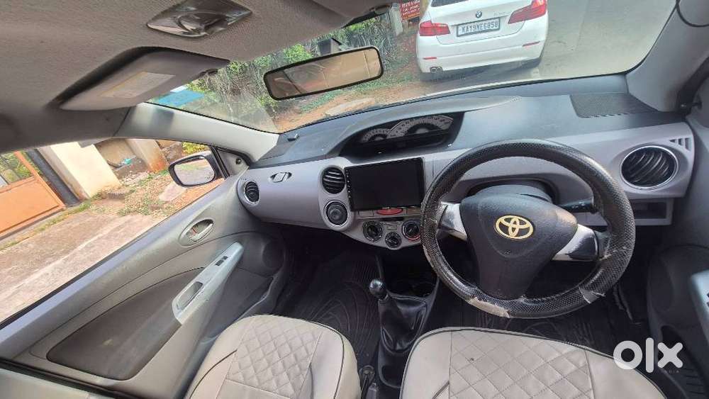 Toyota Etios 2010-2012 V, 2011, Petrol