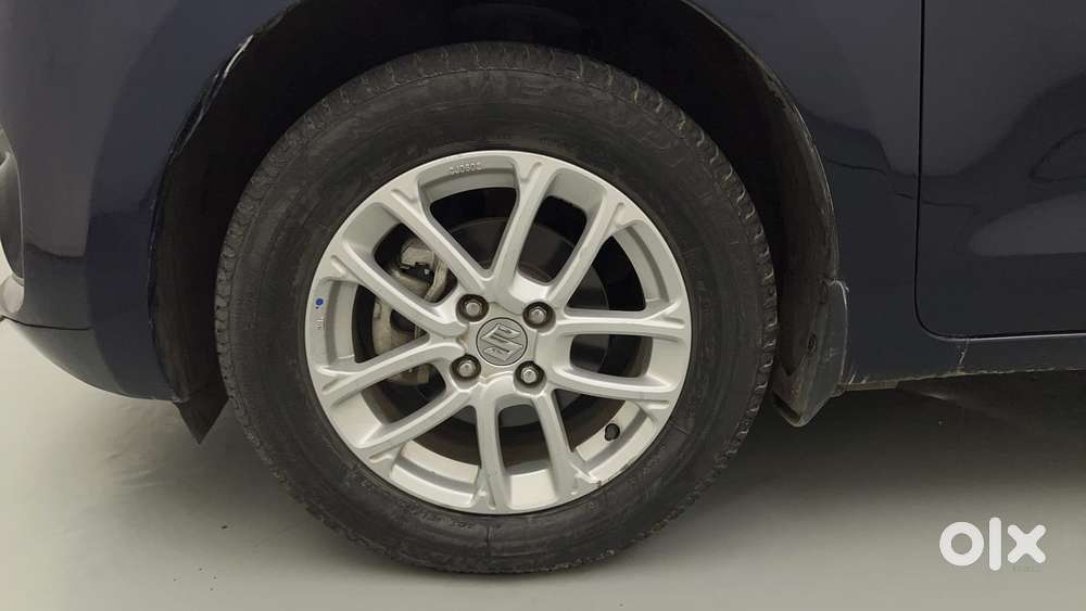 Maruti Suzuki Swift Amt Zxi, 2022, Petrol