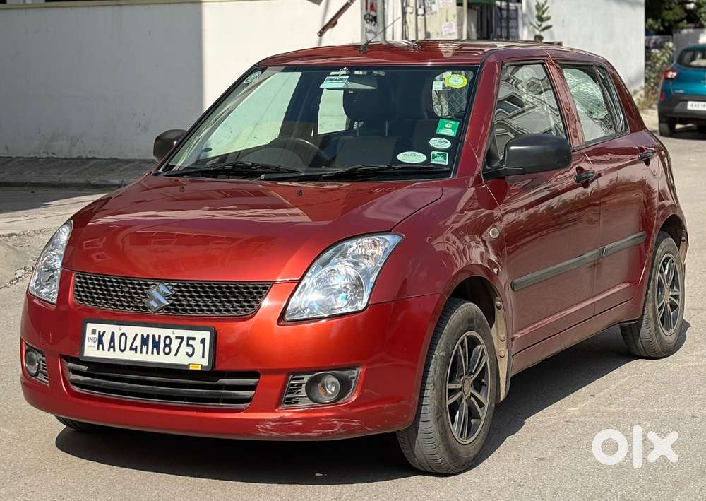 Maruti Suzuki Swift Lxi Optional-o, 2010, Petrol