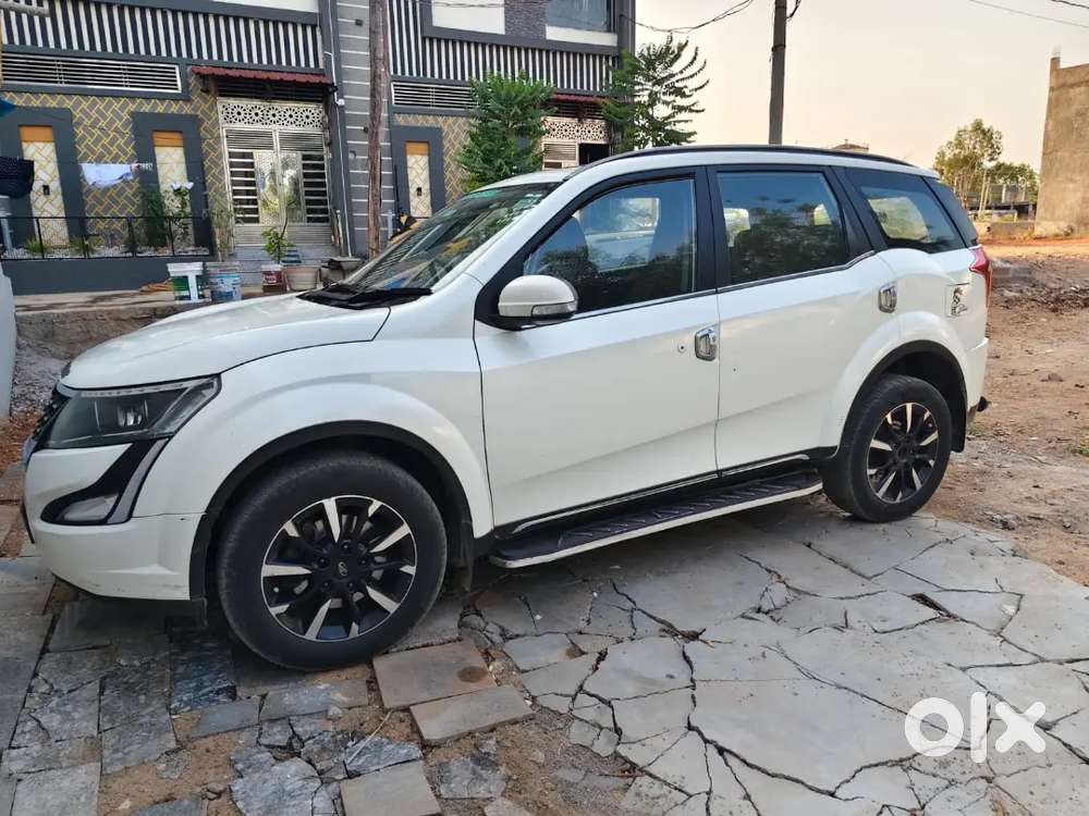 Xuv500 W11 Fwd Topend Vehicle