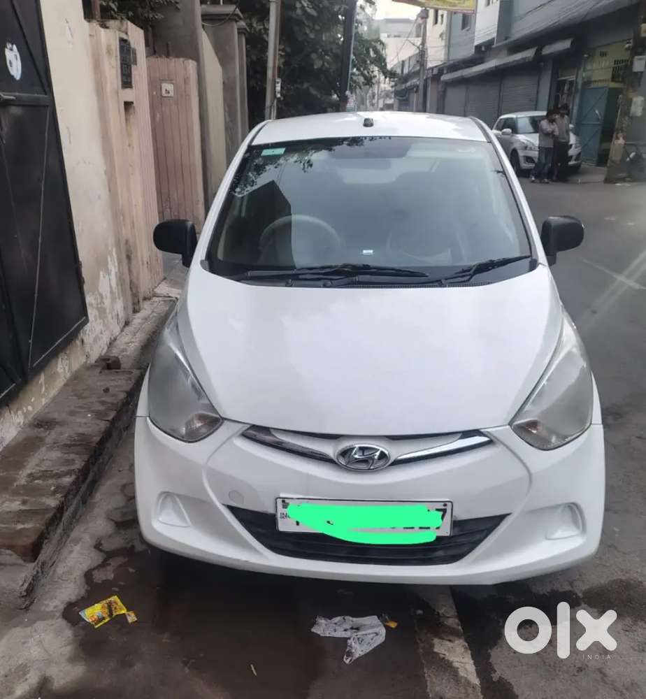 Hyundai Eon 2017 Petrol 70000 Km Driven