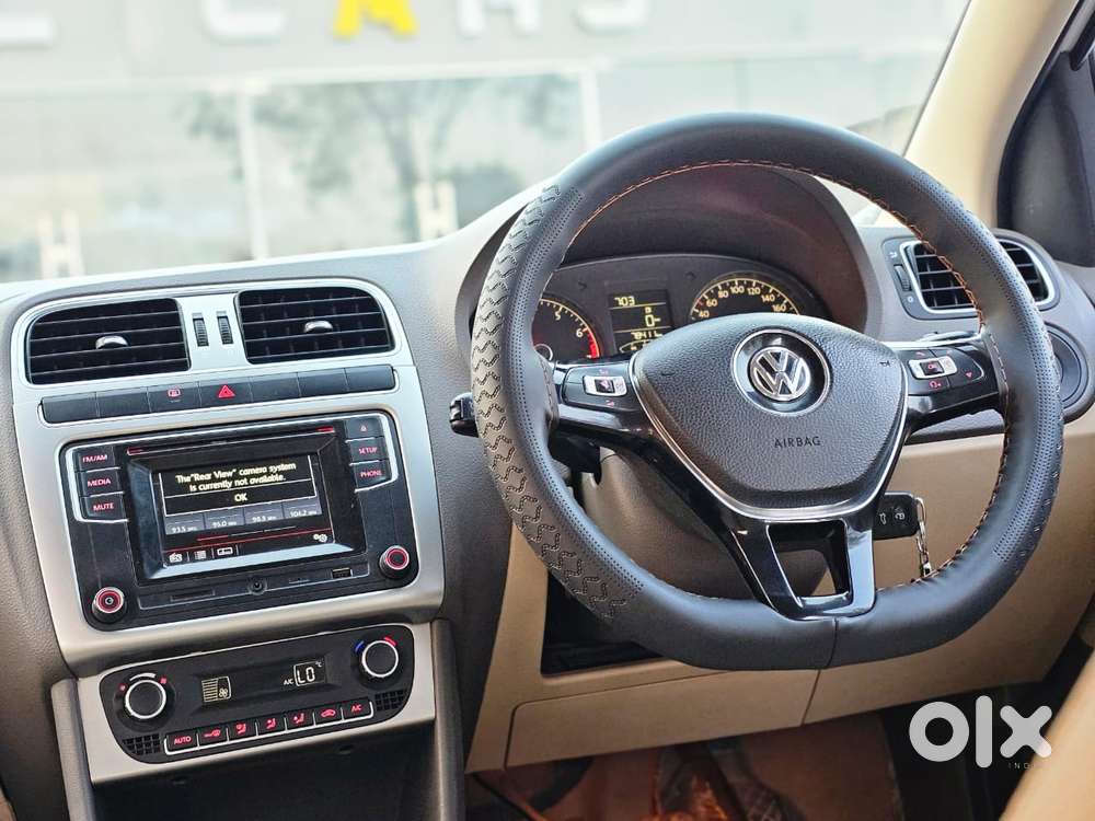 Volkswagen Vento Celeste 1.6 Highline, 2017, Petrol