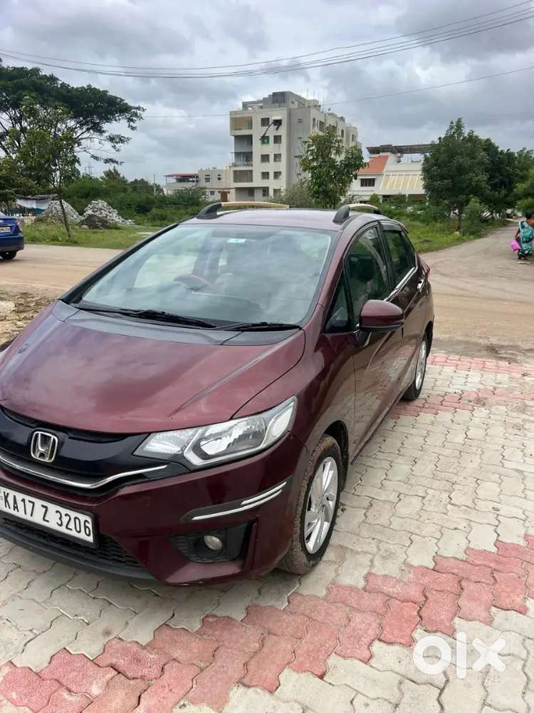 Honda Jazz 2017 Diesel Well Maintained