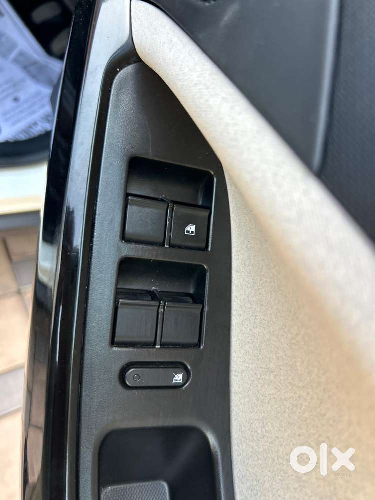 Tata Nexon Pure 1.2 S Revotron Petrol 6 Mt, 2025, Petrol