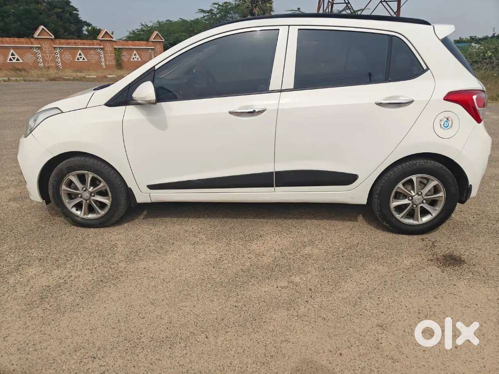 Hyundai Grand I10 2016 Diesel 80000 Km Driven