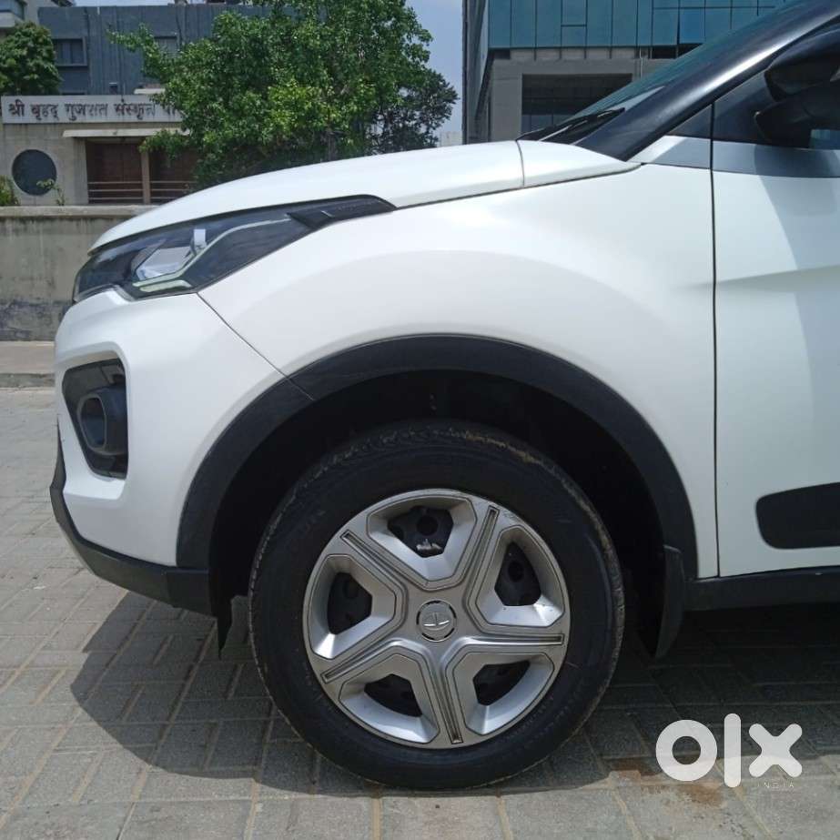 Tata Nexon 1.2 Revotron Xz, 2022, Petrol